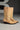 Botas de couro com padrão multicolorido