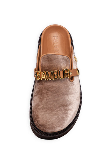 Socas em Veludo Taupe com Detalhe de Logótipo Dourado
