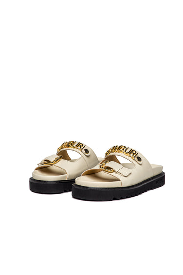 Creme pele Sandálias com logo dourado